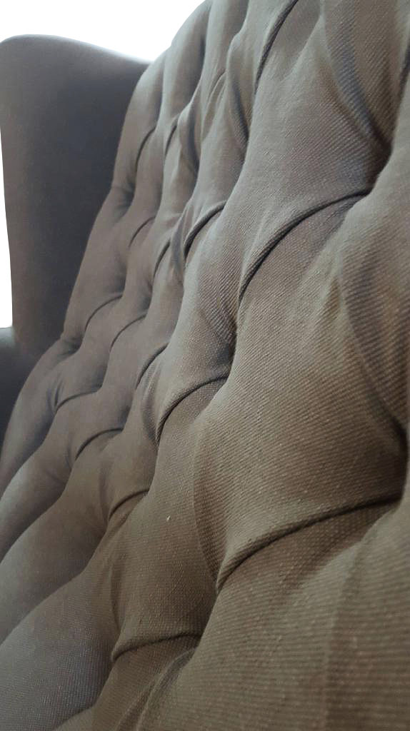 sofa Pellona brązowa pikowanie
